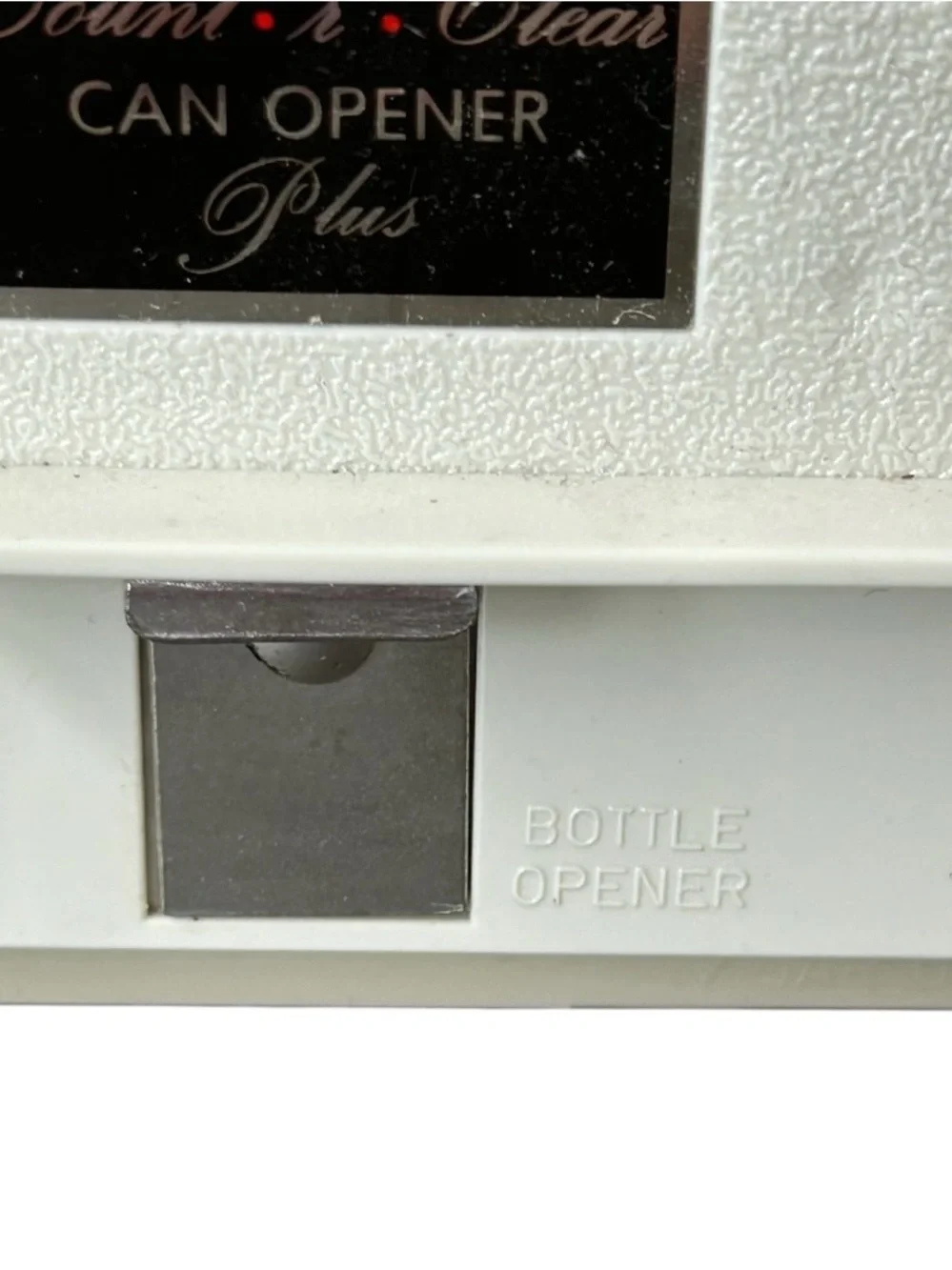 VTG Oster Touch-A-Matic Under the Cabinet Can Opener NEW Open Box Space Saver 85